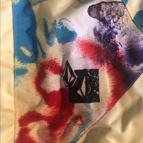 Volcom snowboarding jacket - Picture 5 of 7